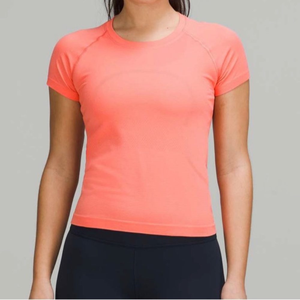 Lululemon waist length swiftly short sleeve